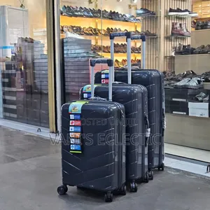Hard-Shell /Plastic 3-in-1 Trolley Suitcases