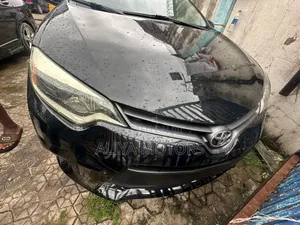 Toyota Corolla 2016 Black