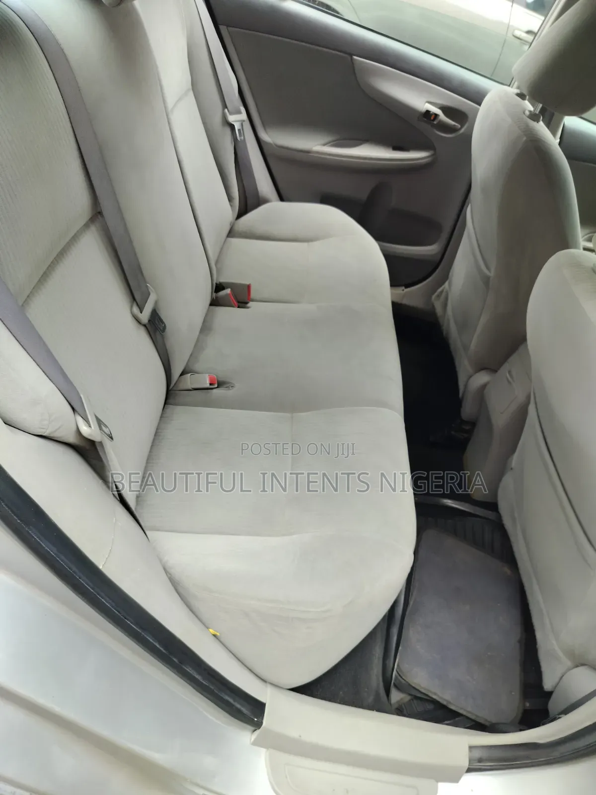 Toyota Corolla 2009 Silver