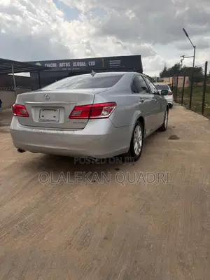 Lexus ES 350 2011 Silver