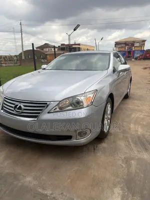 Lexus ES 350 2011 Silver