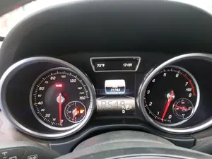 Mercedes-Benz GLE-Class 2016 Brown
