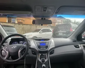 Hyundai Elantra 2013 Red