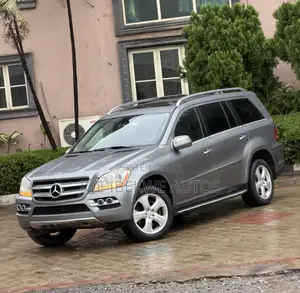 Mercedes-Benz GL-Class GL 450 2010 Silver