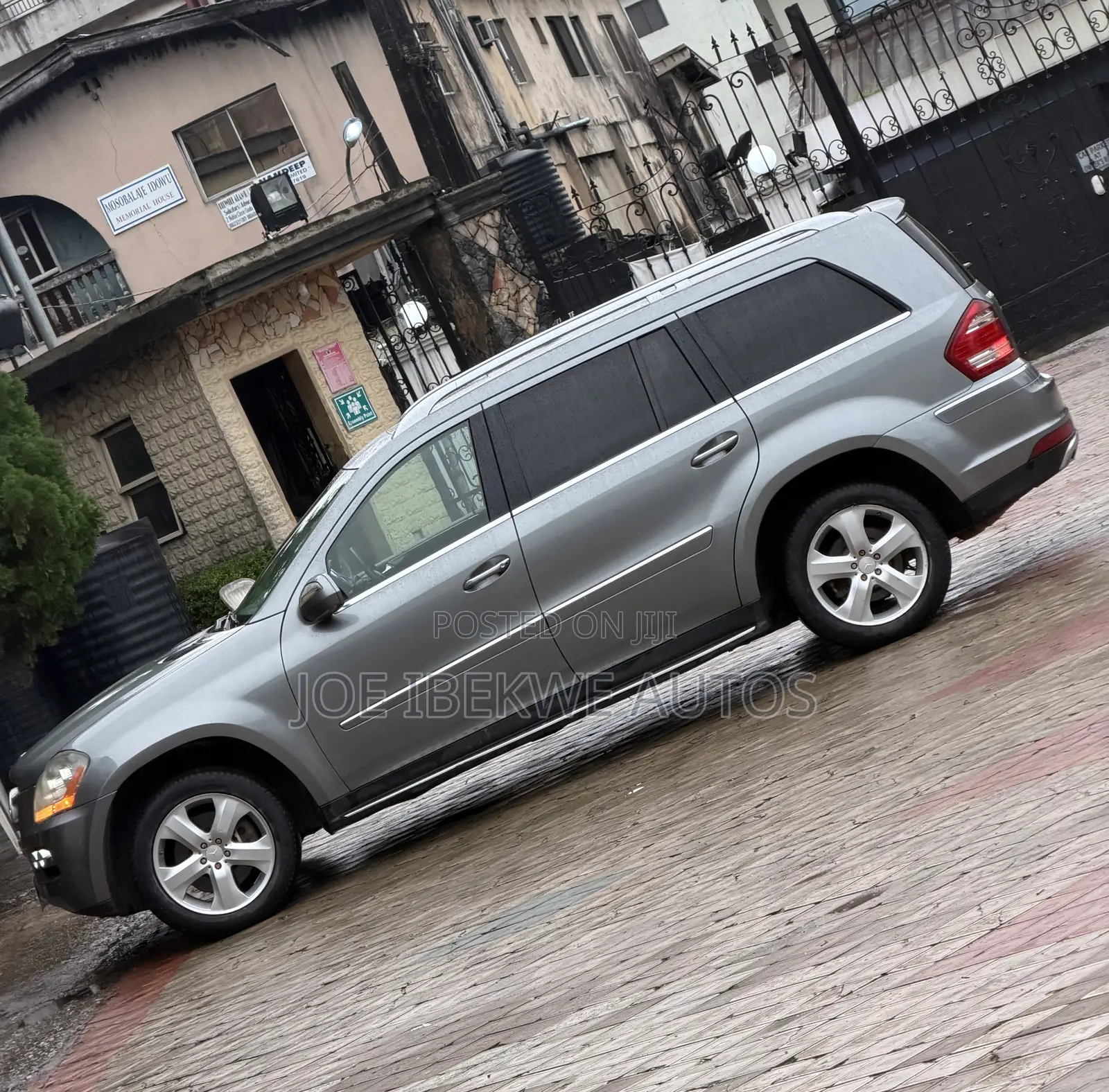 Mercedes-Benz GL-Class GL 450 2010 Silver