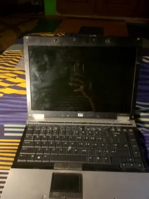 Laptop HP EliteBook 6930P 2GB Intel Core 2 Duo HDD 140GB
