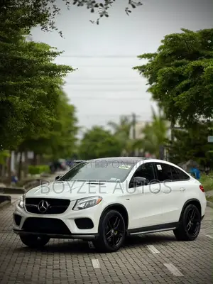 Mercedes-Benz GLE-Class 2016 White