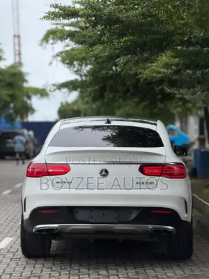 Mercedes-Benz GLE-Class 2016 White