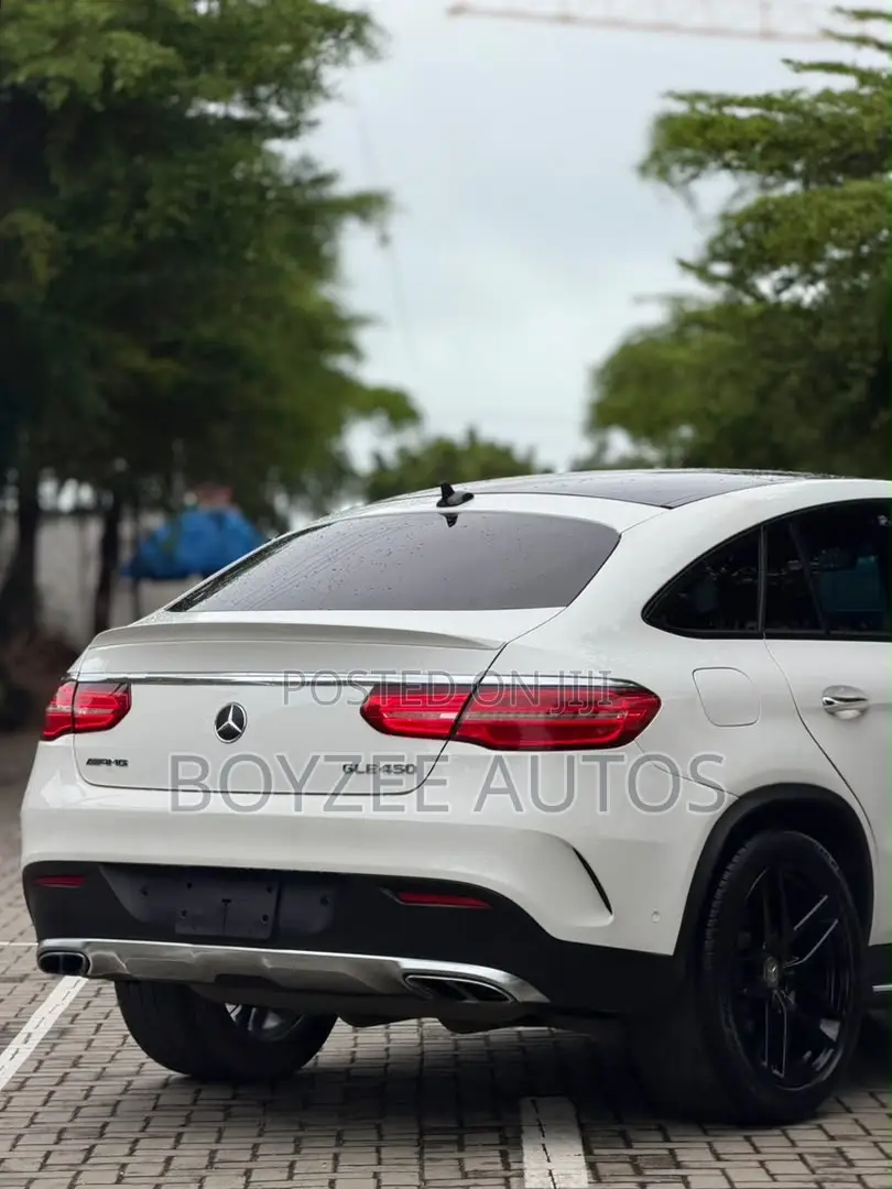 Mercedes-Benz GLE-Class 2016 White