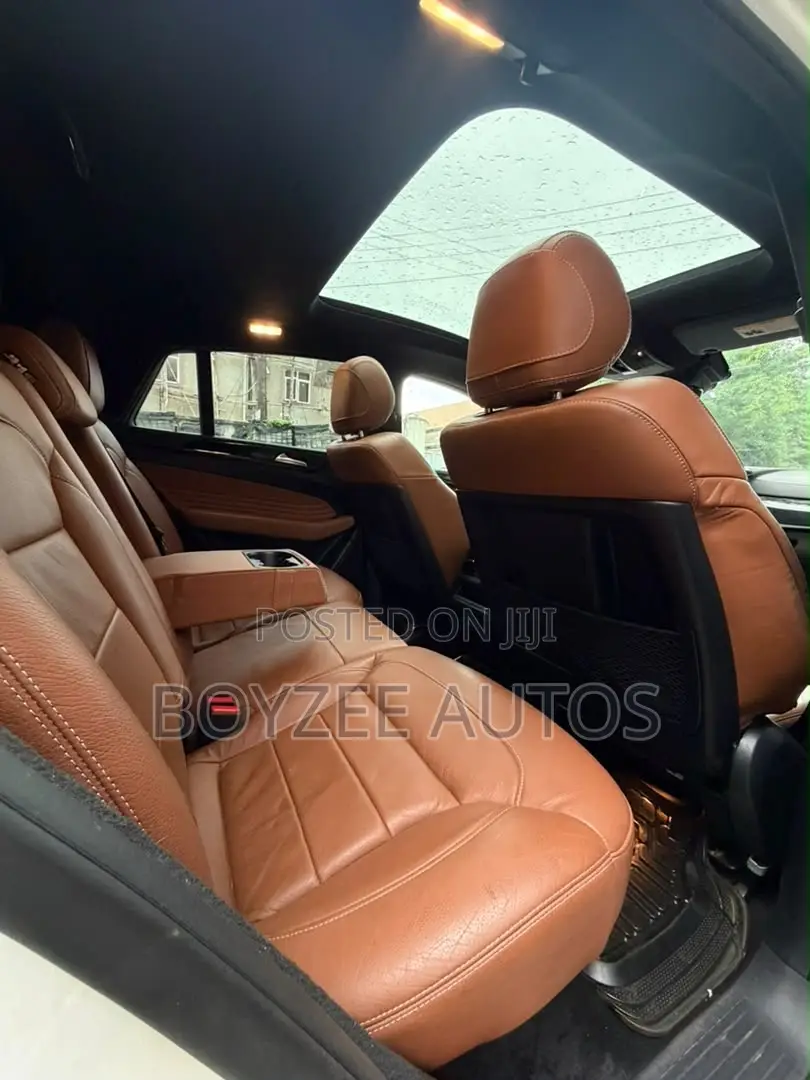 Mercedes-Benz GLE-Class 2016 White