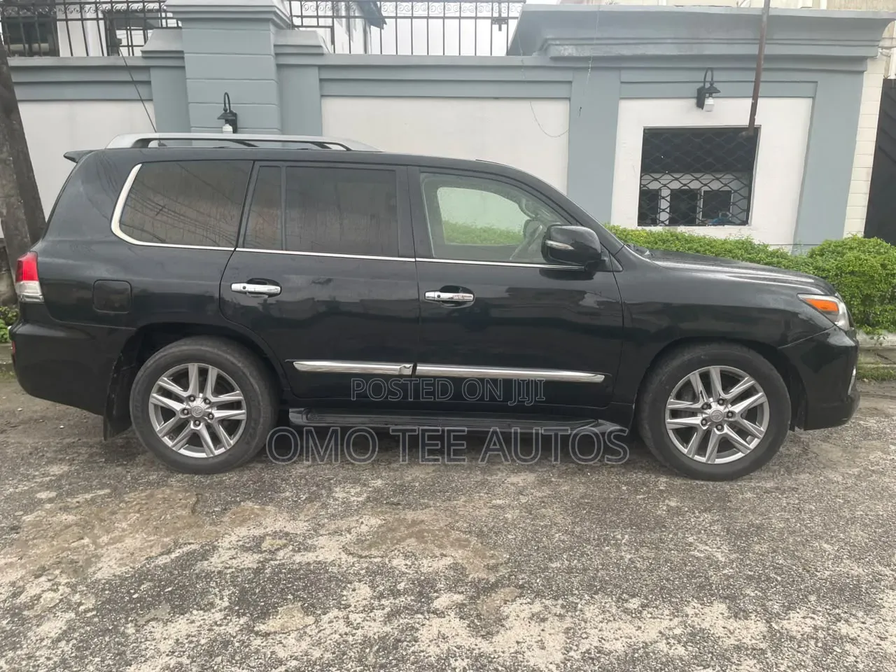 Lexus LX 570 AWD 2014 Black