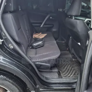 Toyota RAV4 2017 Black