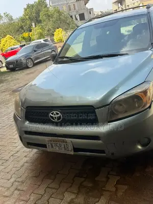 Toyota RAV4 2008 Green
