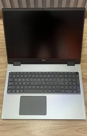 Laptop Dell Precision 7670 32GB Intel Core i7 SSD 512GB