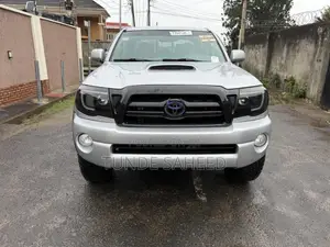 Toyota Tacoma Double Cab V6 Automatic 2011 Silver