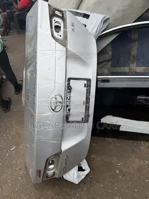Empty Booth Camry 2012 / 2013 / 2014 Available