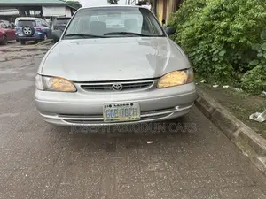 Toyota Corolla 2001 Silver