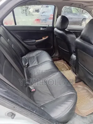 Honda Accord 2004 Silver