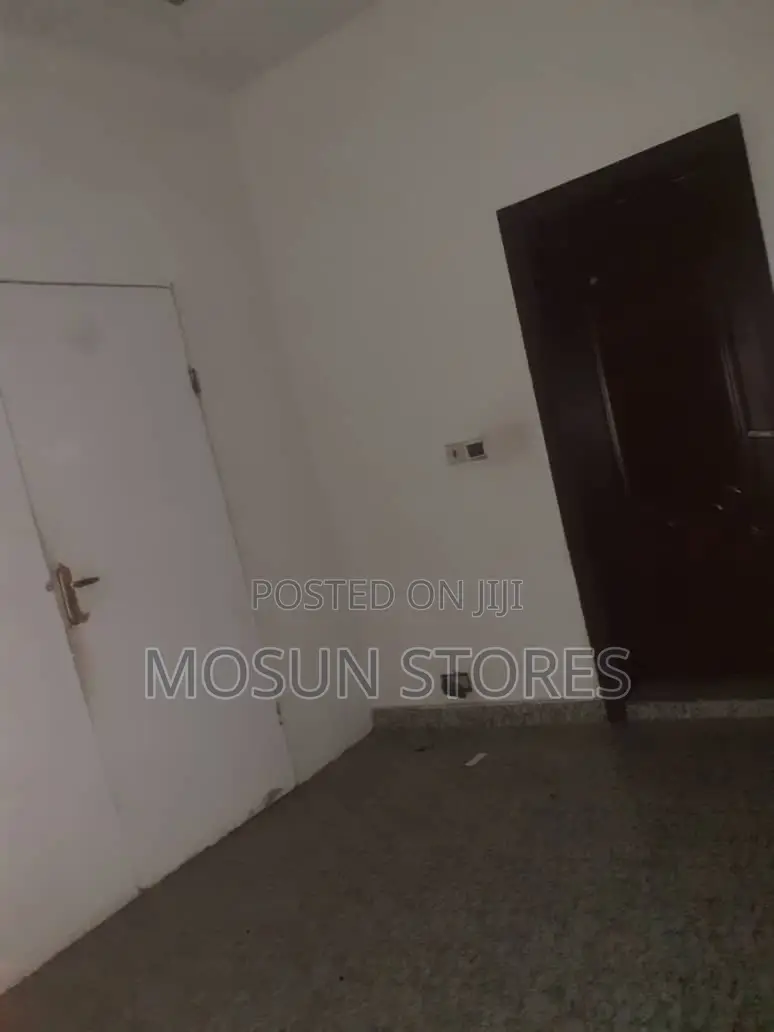 Mini Flat in Ikota