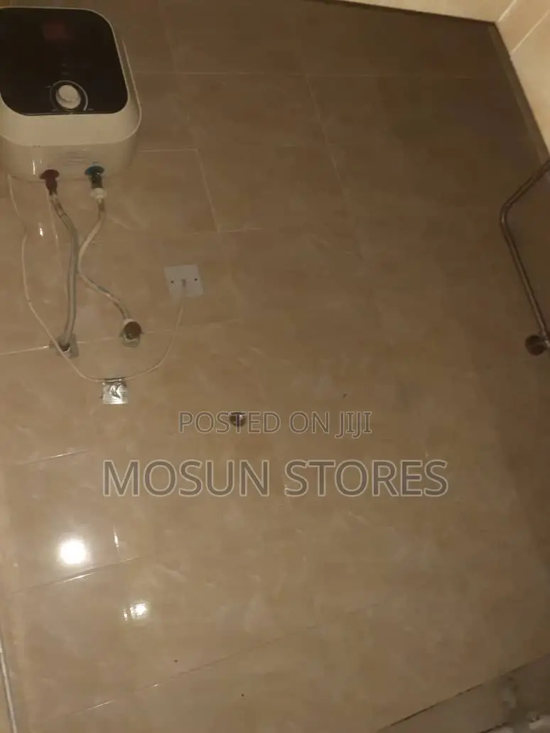 Mini Flat in Ikota