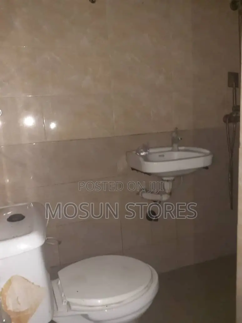 Mini Flat in Ikota
