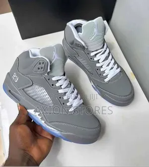 Nike Air Jordan Sneakers