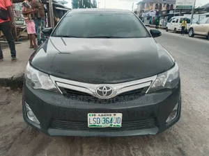 Toyota Camry LE 4dr Sedan (2.5L 4cyl 6A) 2014 Black