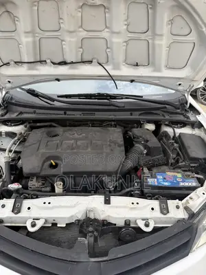 Toyota Corolla 2014 White