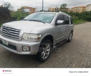 Infiniti QX56 2010 Silver