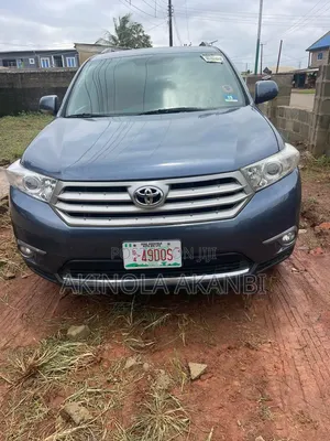 Toyota Highlander 2012 Blue