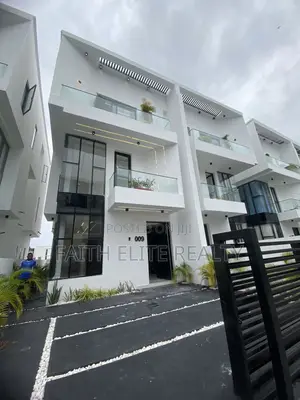 4bdrm Duplex in Lekki Expressway for sale