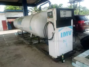 3.5 Tons of Gas Cylinder and Gas Dispenser Available