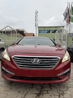 Hyundai Sonata Limited w/Brown Leather PZEV 4dr Sedan (2.4L 4cyl 6A)