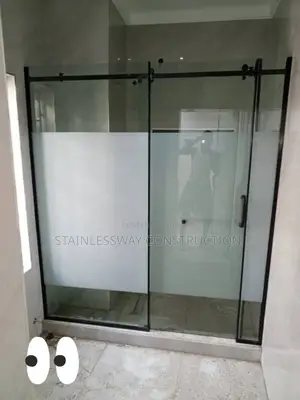 Elite Shower Cubicle Hub at Kado