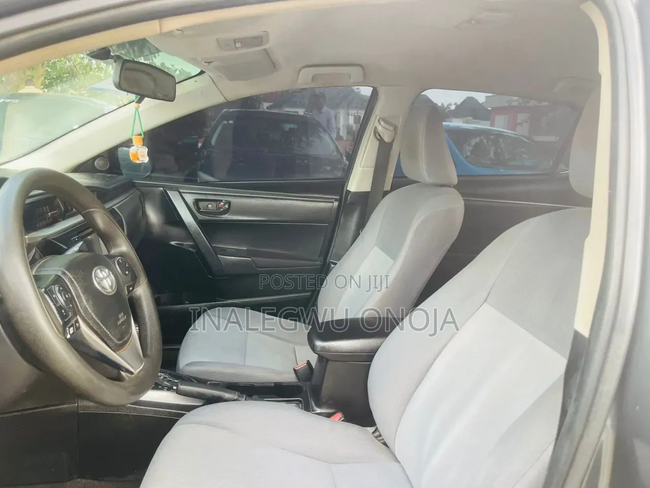 Toyota Corolla 2015