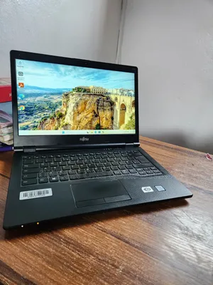 Laptop Fujitsu Lifebook E449 8GB Intel Core i5 SSD 256GB