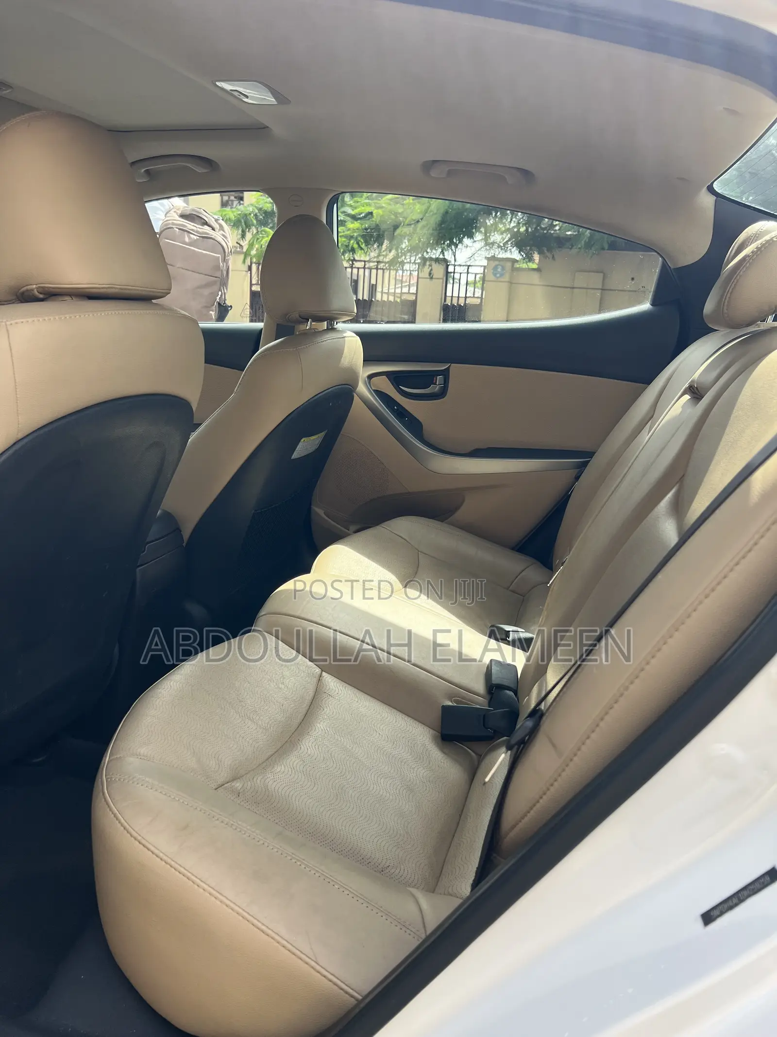 Hyundai Elantra 2012 White