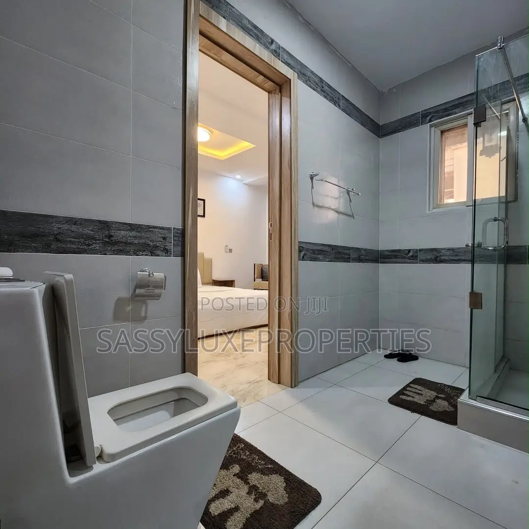 2 Bedroom Modern Duplex