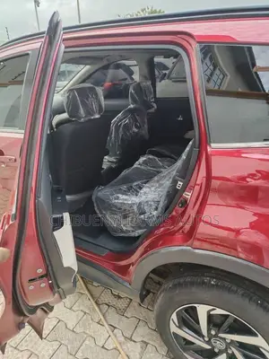 Toyota Rush 2022 Red