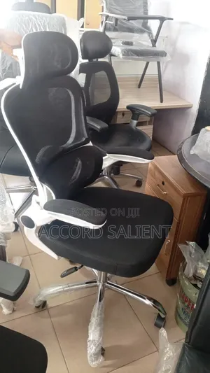 Executive Swivel Office Chair