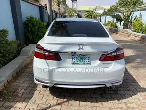 Honda Accord 2018 White