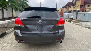 Toyota Venza 2010 Gray