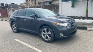 Toyota Venza 2010 Gray