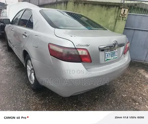 Toyota Camry 2009 Silver