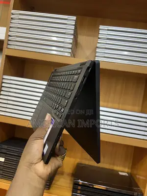 Laptop Dell Latitude 7390 2-in-1 8GB Intel Core i5 SSD 256GB