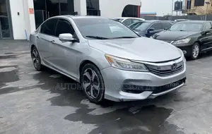 Honda Accord EX-L V-6 4dr Sedan w/Navigation (3.5L 6cyl 6A) 2014 Silver