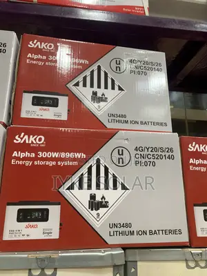 Sako 896wh / 300w Sako Solar Generator
