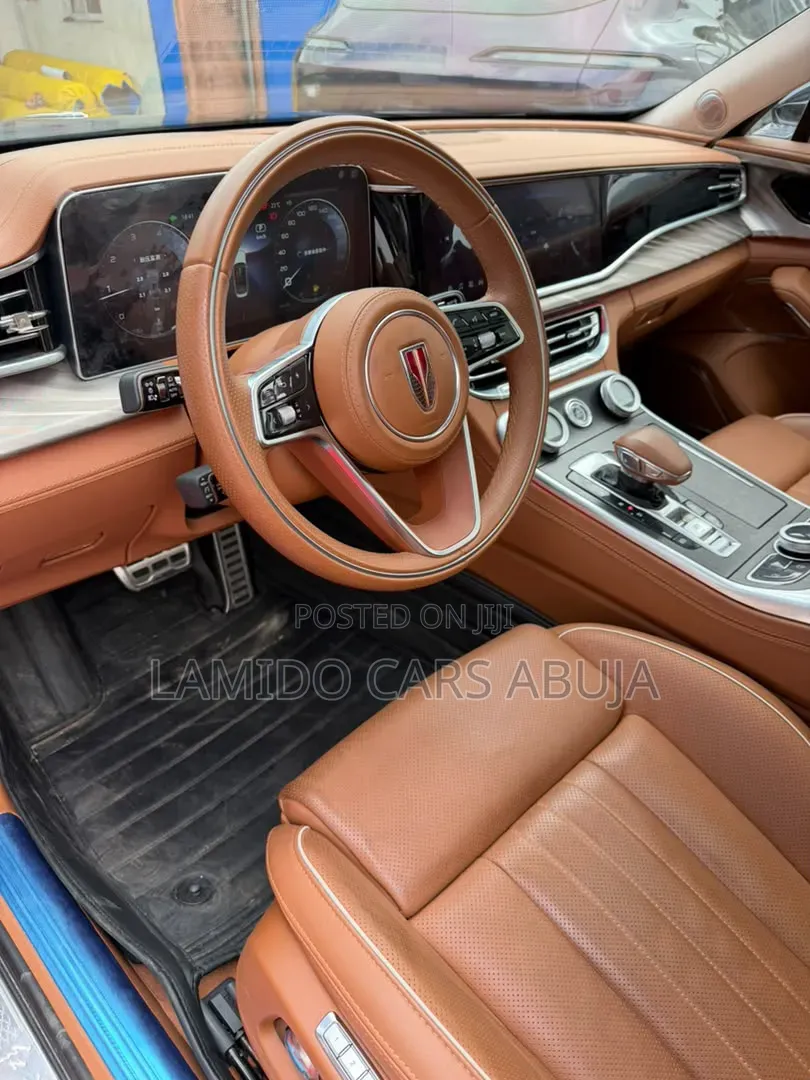 Hongqi E-HS9 2024 Black