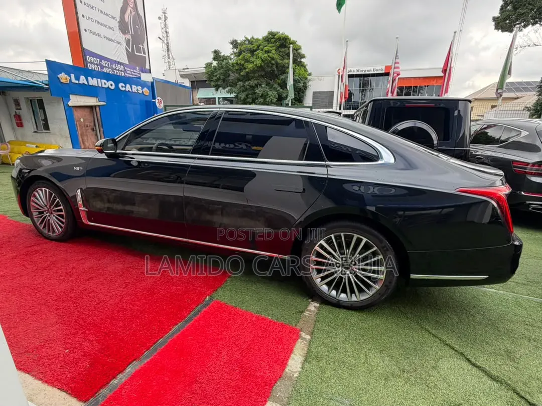 Hongqi E-HS9 2024 Black