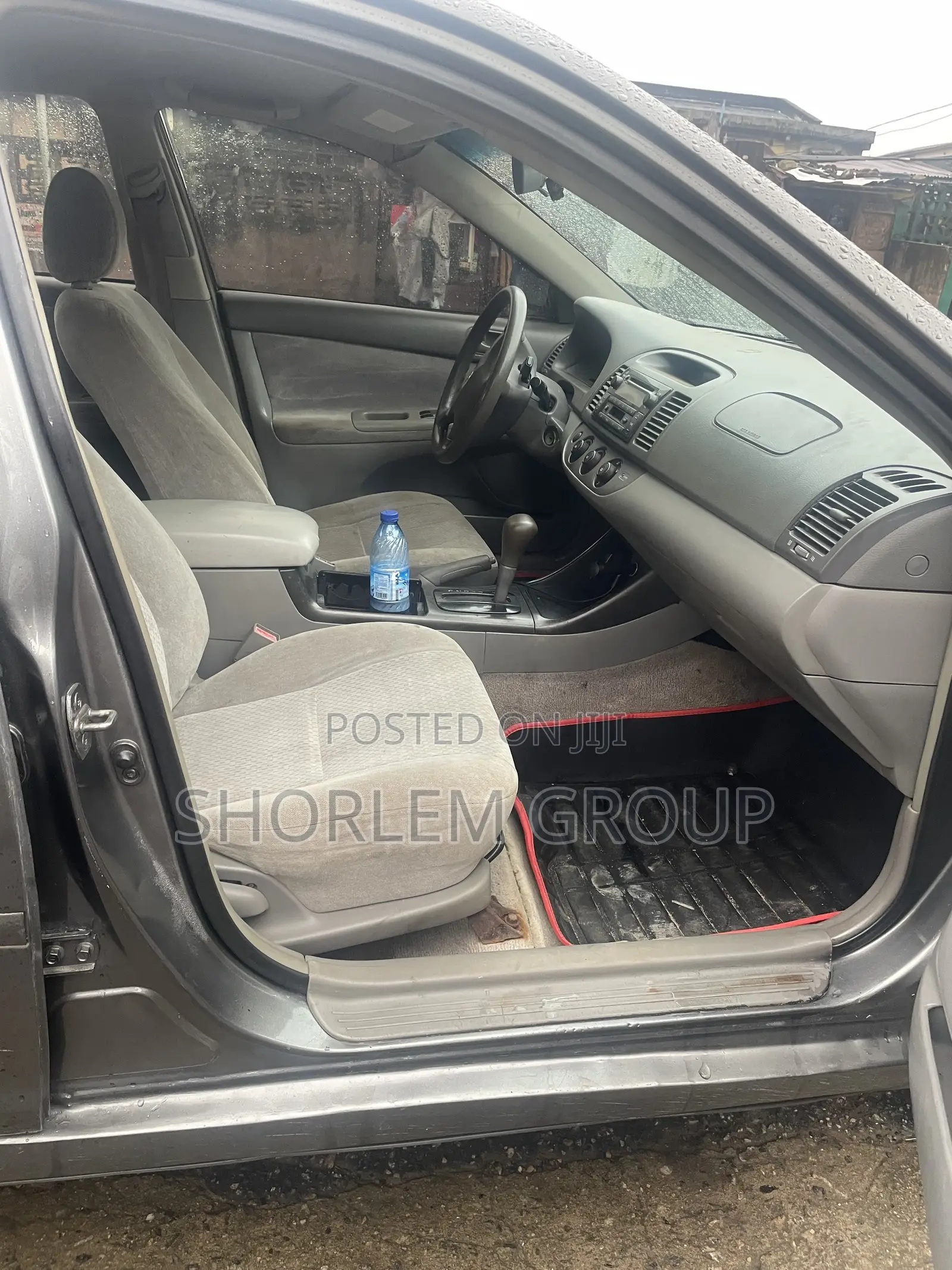 Toyota Camry 2005 Gray